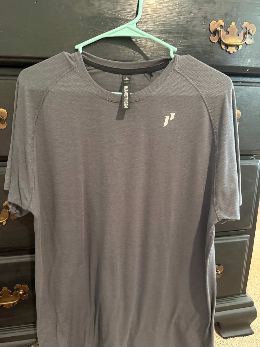 Men's Short-Sleeve Performance Tee in Charcoal Gray